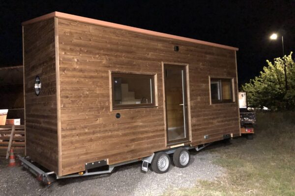 tiny house la nuit