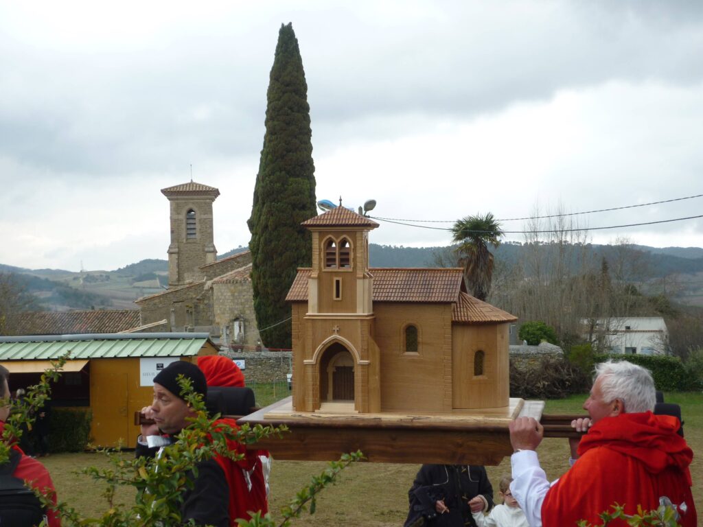 maquette église villebasy toques et clochers